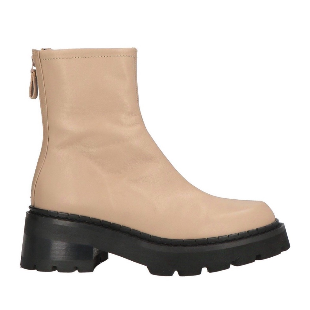 By Far AllisterTaupe Leather Platform Chelsea Booties NWT!✨
